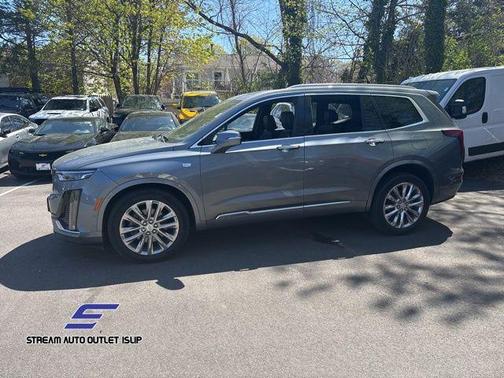2022 Cadillac XT6 Premium Luxury AWD