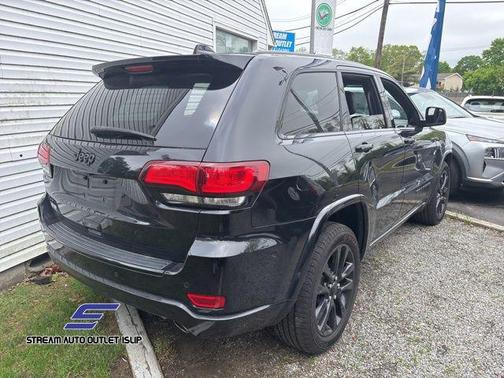 2018 Jeep Grand Cherokee Altitude