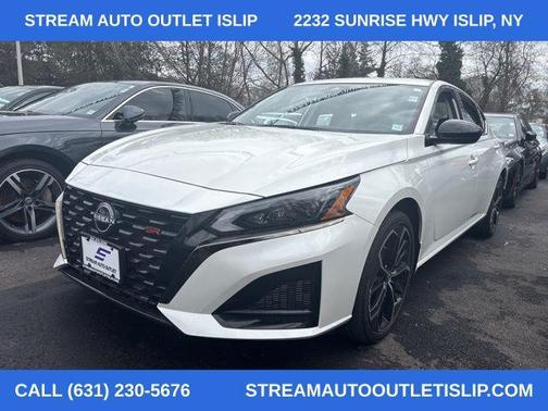2023 Nissan Altima SR Intelligent AWD