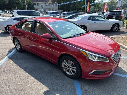 2017 Hyundai SONATA SE
