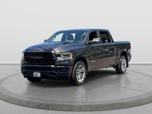 Granite Crystal Metallic Clearcoat 2024 RAM 1500 Laramie