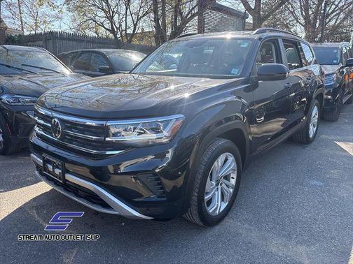 2022 Volkswagen Atlas 2.0T SE w/Technology 4MOTION