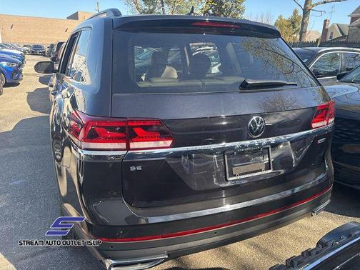 2022 Volkswagen Atlas 2.0T SE w/Technology 4MOTION