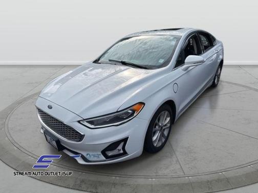 2020 Ford Fusion Plug-In Hybrid Titanium
