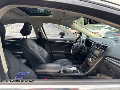 2020 Ford Fusion Plug-In Hybrid Titanium