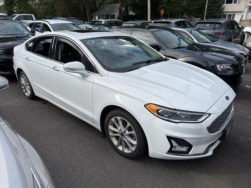2020 Ford Fusion Plug-In Hybrid Titanium