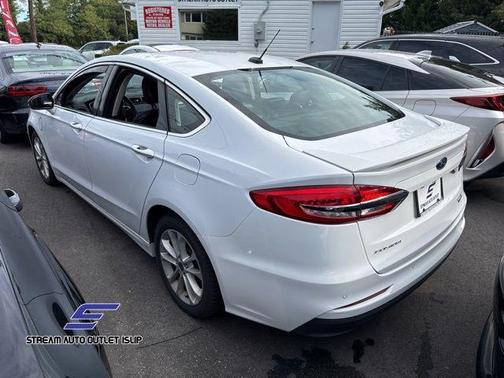 2020 Ford Fusion Plug-In Hybrid Titanium