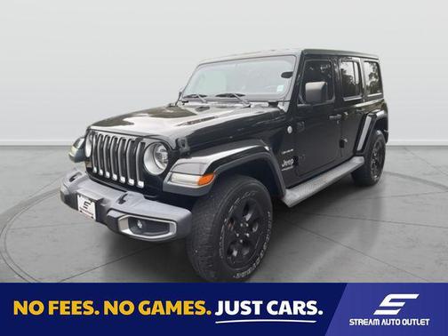 Black Clearcoat 2018 Jeep Wrangler Unlimited Sahara