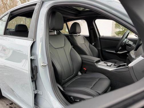 2026 BMW 330 xDrive NA