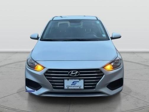 2022 Hyundai Accent SE