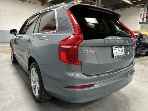 2023 Volvo XC90 B5 Core
