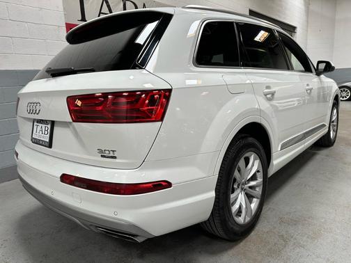 2017 Audi Q7 3.0T Premium Plus