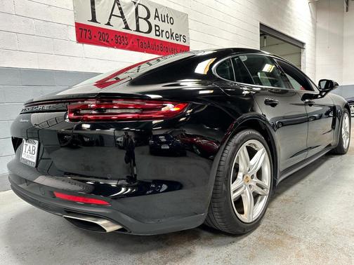 2018 Porsche Panamera