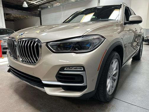 Gold 2019 BMW X5 xDrive40i