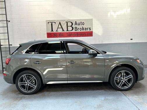 2024 Audi Q5 e 55 S line quattro Premium