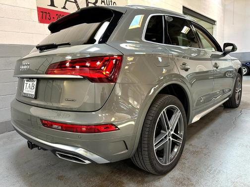 2024 Audi Q5 e 55 S line quattro Premium
