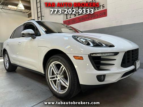 White 2018 Porsche Macan