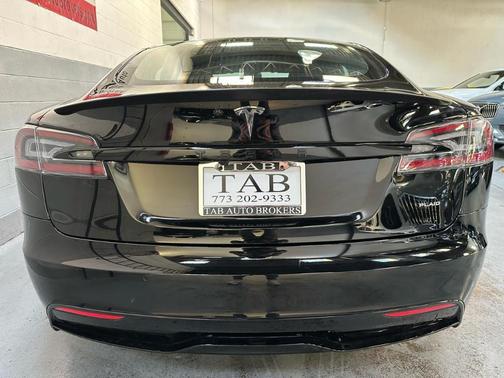 2022 Tesla Model S Plaid