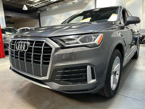 2021 Audi Q7 45 Premium