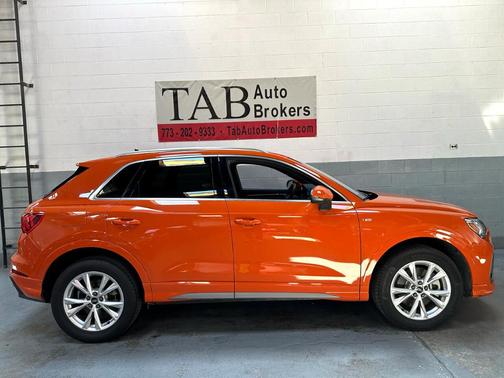 2023 Audi Q3 45 S line Premium