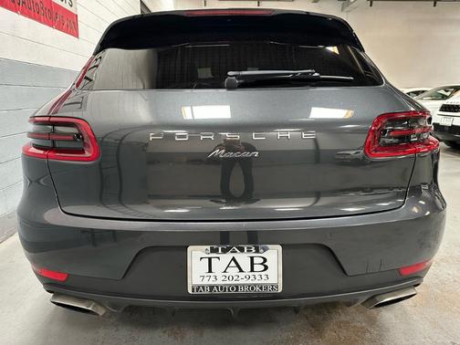 2017 Porsche Macan Base