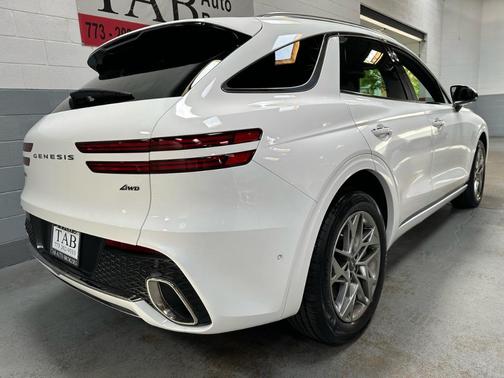 2023 Genesis GV70 2.5T