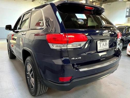 Photo 5 of 27 of 2018 Jeep Grand Cherokee Limited