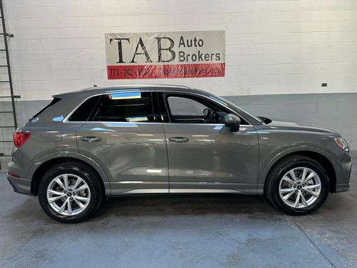 2023 Audi Q3 45 S line Premium Plus