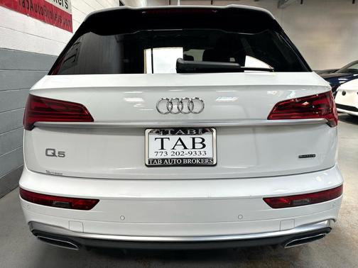 2022 Audi Q5 45 S line quattro Premium