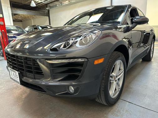 2018 Porsche Macan 