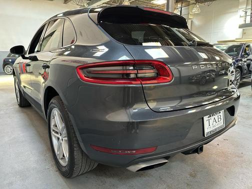 2018 Porsche Macan 