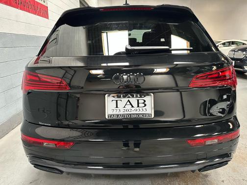 2023 Audi Q5 45 S line Premium Plus