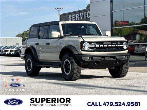 Desert Sand 2026 Ford Bronco Outer Banks