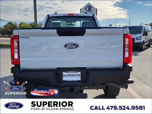 Oxford White 2027 Ford F-350 XL
