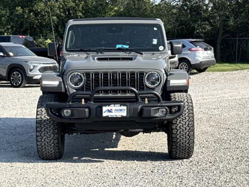 Sting Gray Clearcoat 2023 Jeep Wrangler Rubicon 20th Anniversary