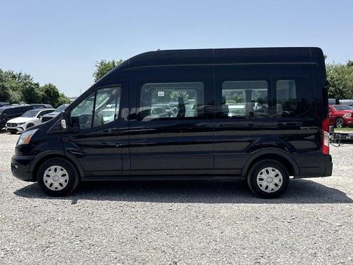 2021 Ford Transit-350