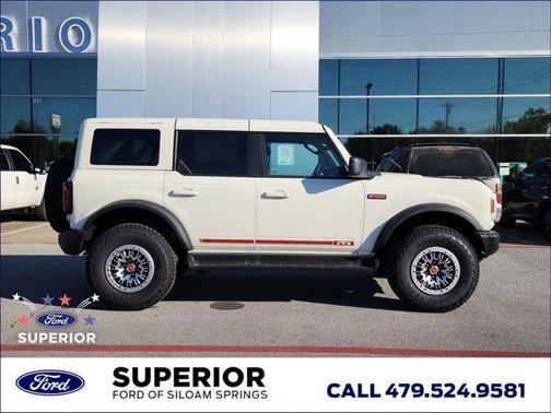 Wimbledon White 2026 Ford Bronco Outer Banks