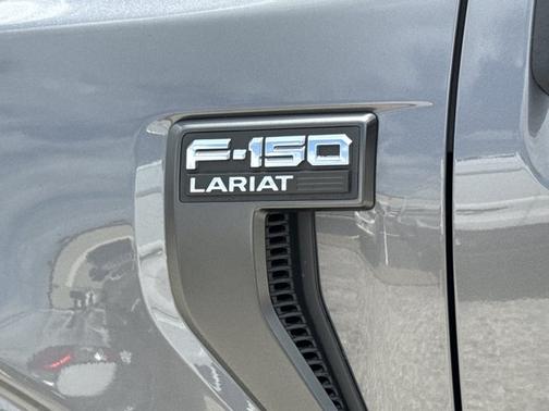 Carbonized Gray 2022 Ford F-150 Lariat