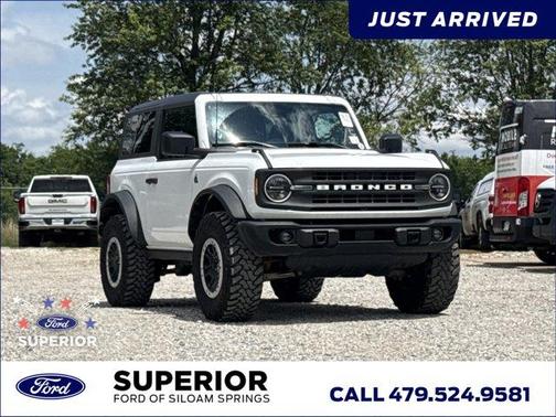 Oxford White 2024 Ford Bronco Black Diamond