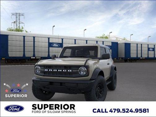 Desert Sand 2026 Ford Bronco Base