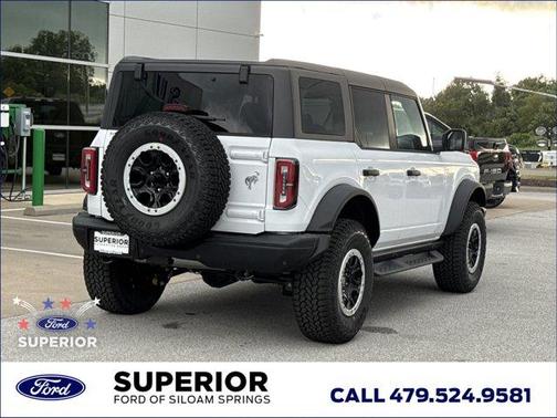 Oxford White 2026 Ford Bronco Badlands
