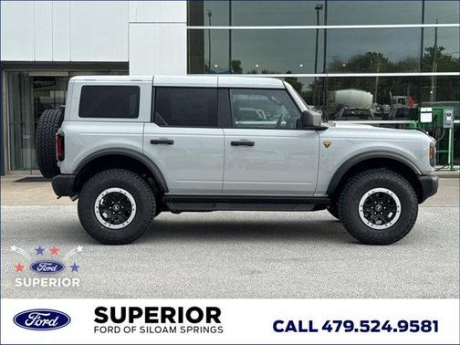Avalanche Gray 2026 Ford Bronco Badlands