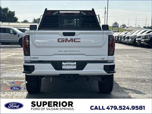 Summit White 2024 GMC Sierra 2500 AT4