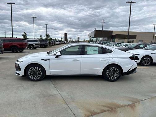 2026 Hyundai SONATA Hybrid Limited