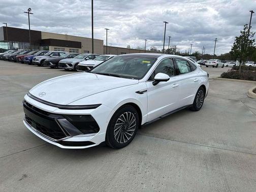 2026 Hyundai SONATA Hybrid Limited
