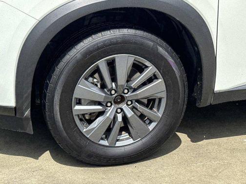 Glacier White 2023 Nissan Pathfinder S FWD
