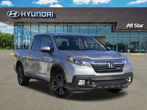 Lunar Silver Metallic 2019 Honda Ridgeline Sport