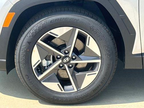 Shimmering Silver 2026 Hyundai TUCSON SEL