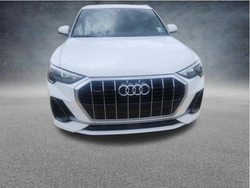 Ibis White 2020 Audi Q3 45 S line Premium