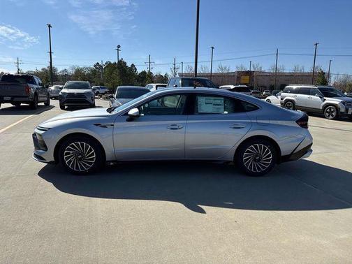 2026 Hyundai SONATA Hybrid SE